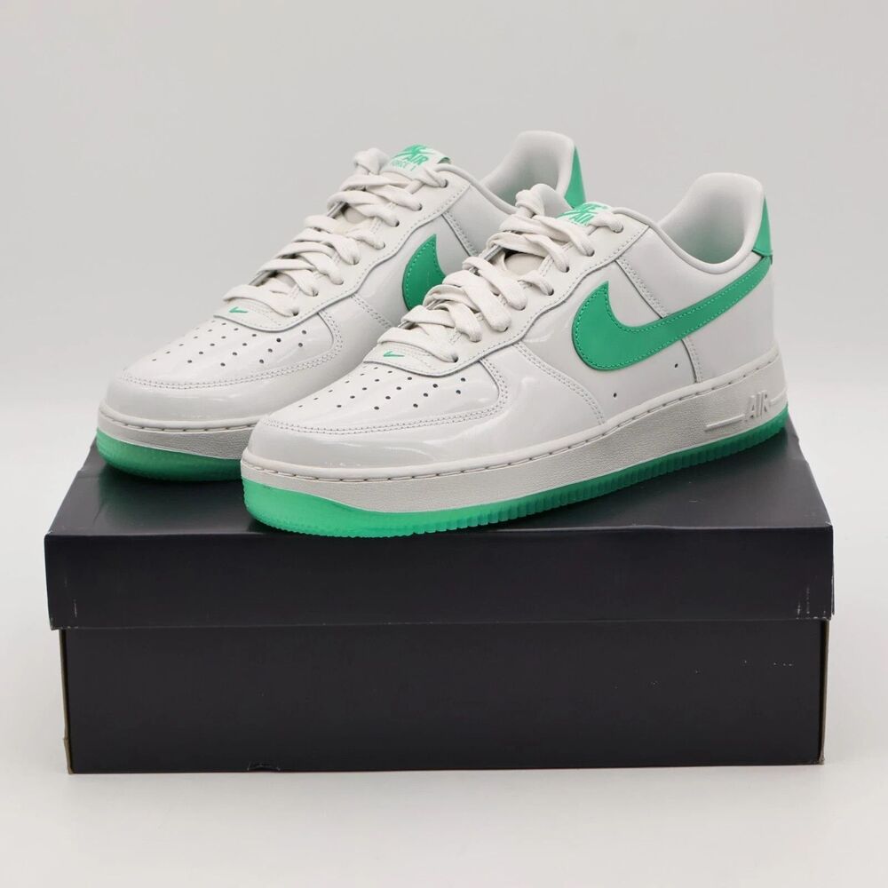 Nike Air Force 1 Low '07 Premium Platinum Tint Stadium Green (Men's Size 9.5)